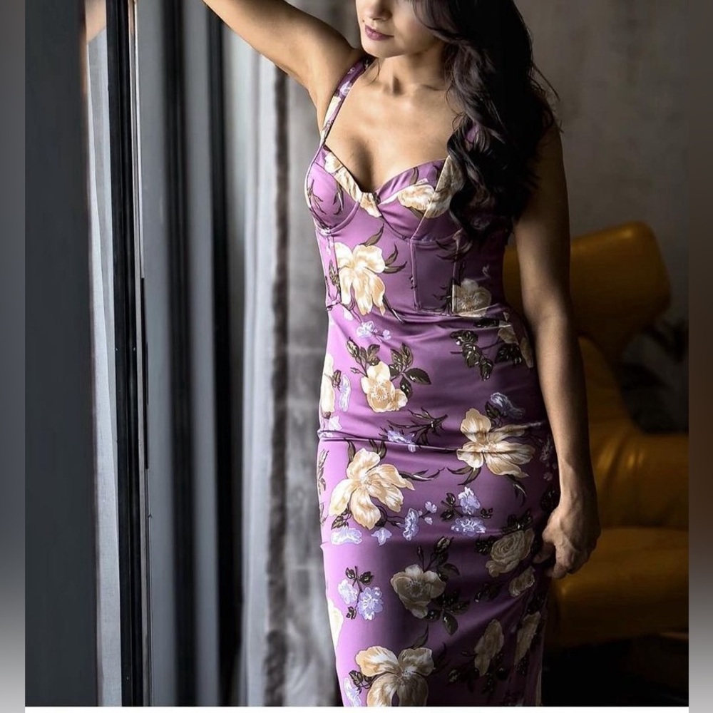 ZARA FITTED FLORAL DRESS - P2325